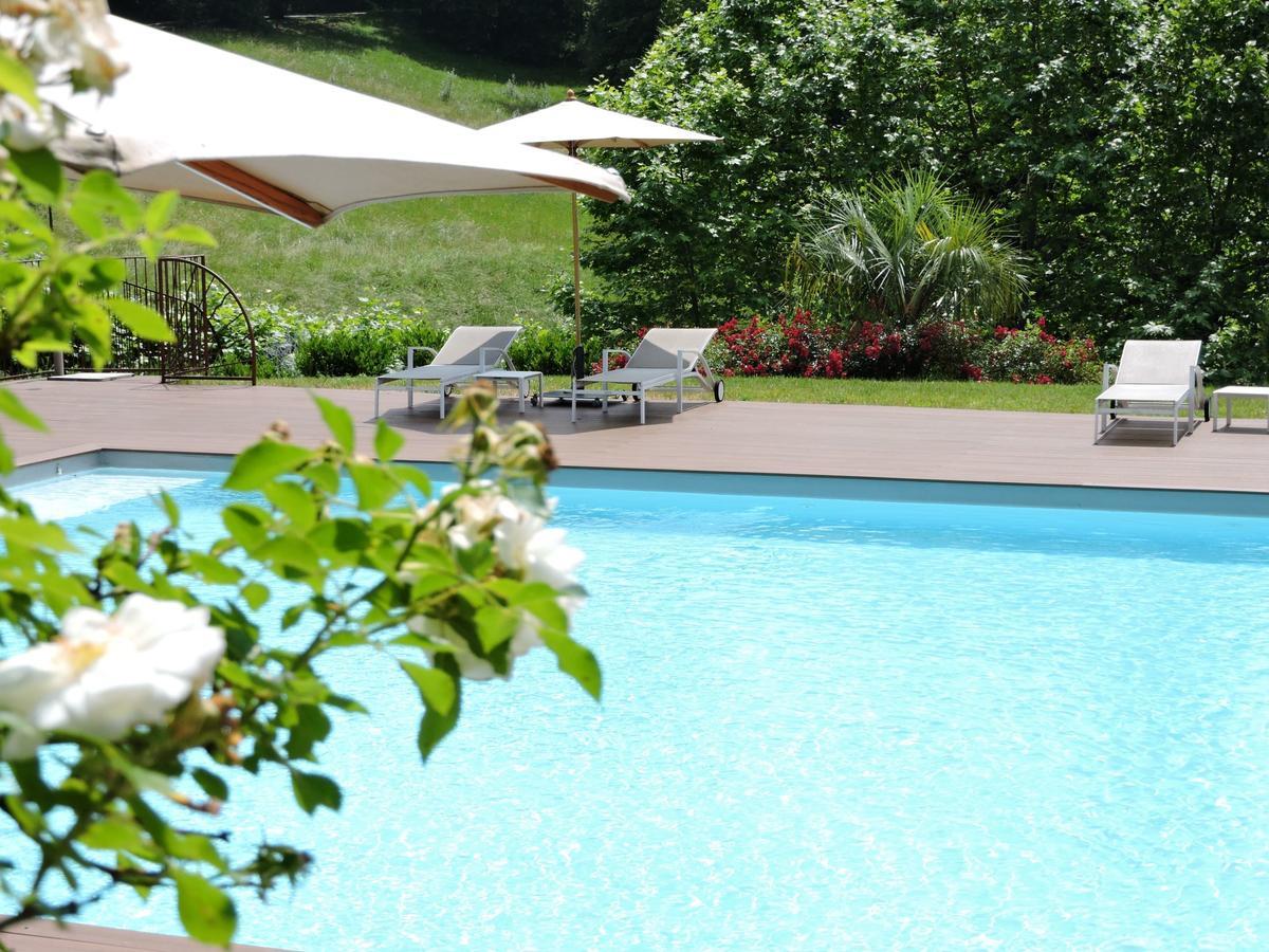 Domaine Le Castelet Bed & Breakfast กัสทร์ ภายนอก รูปภาพ