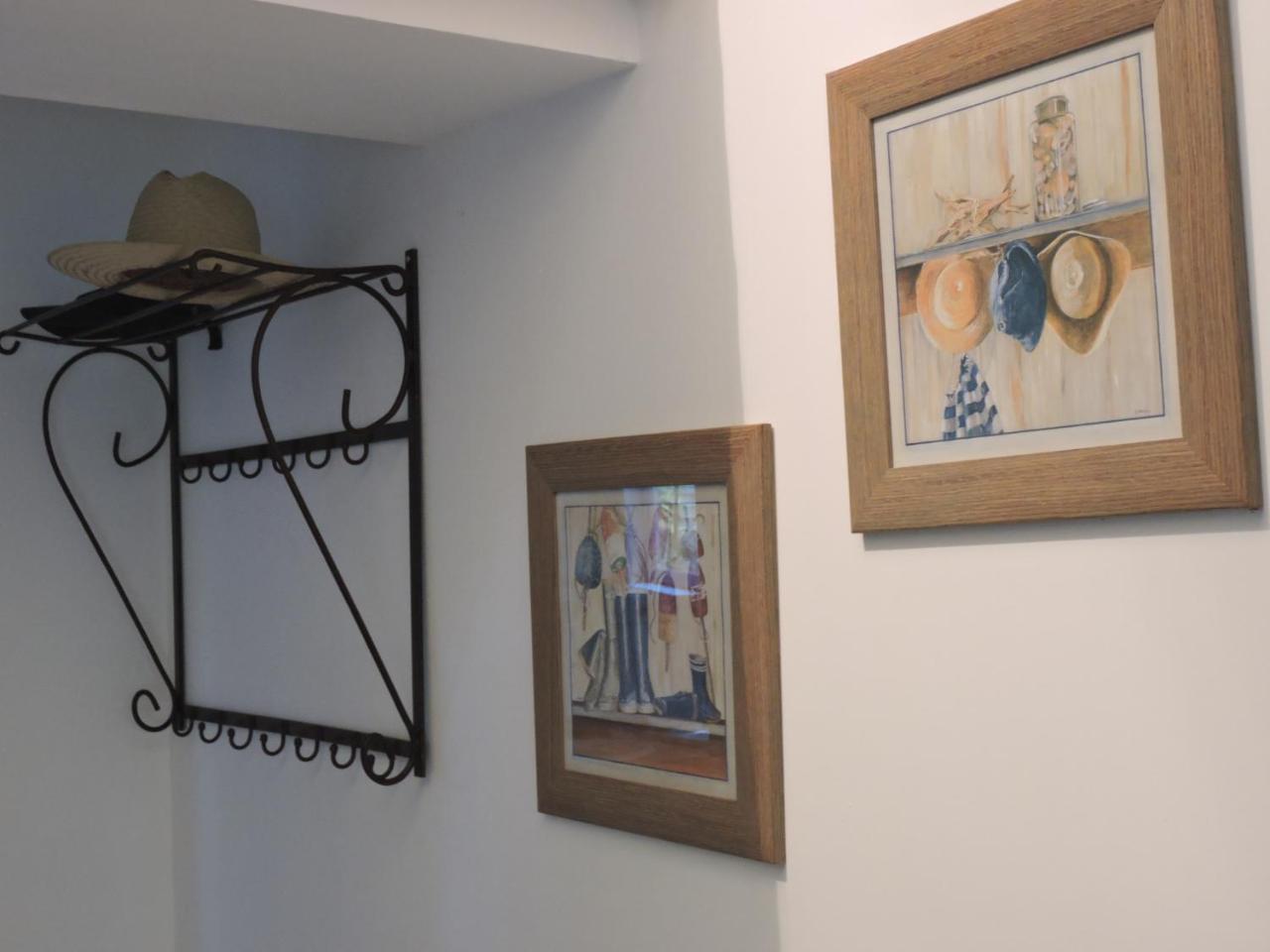 Domaine Le Castelet Bed & Breakfast กัสทร์ ภายนอก รูปภาพ