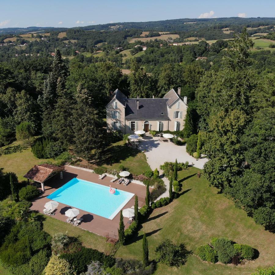 Domaine Le Castelet Bed & Breakfast กัสทร์ ภายนอก รูปภาพ