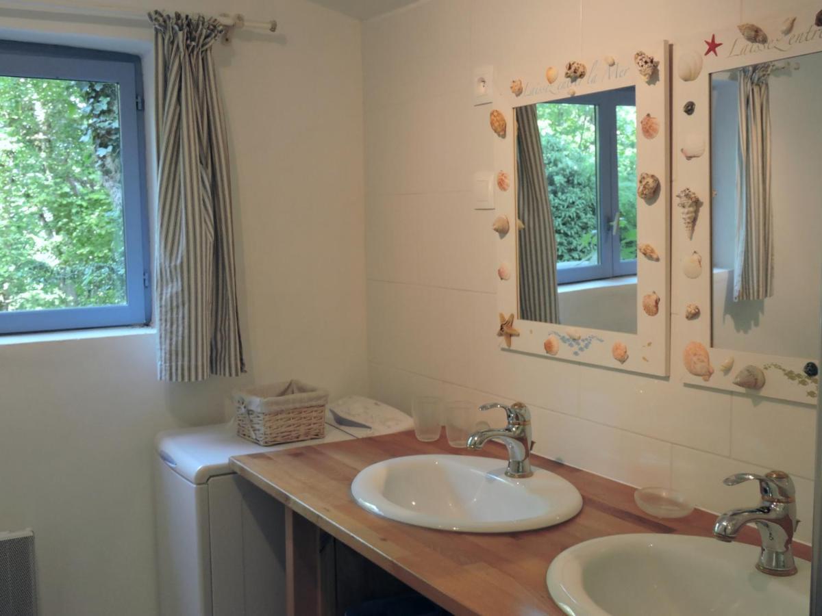 Domaine Le Castelet Bed & Breakfast กัสทร์ ภายนอก รูปภาพ